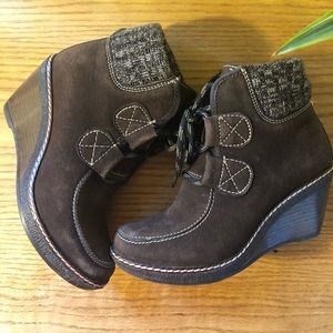 Wedge heeled booties.